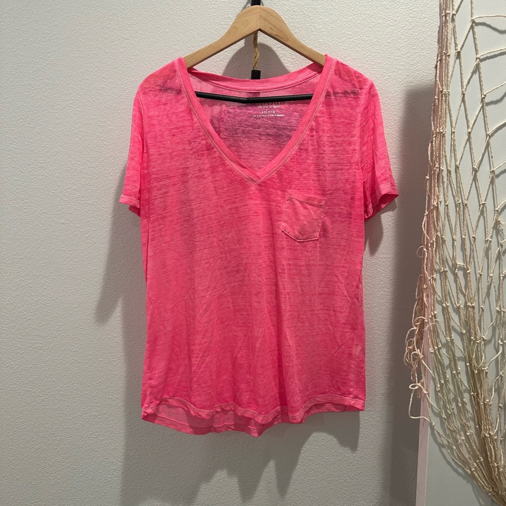 Aeropostale Bright Pink Short Sleeve Tee